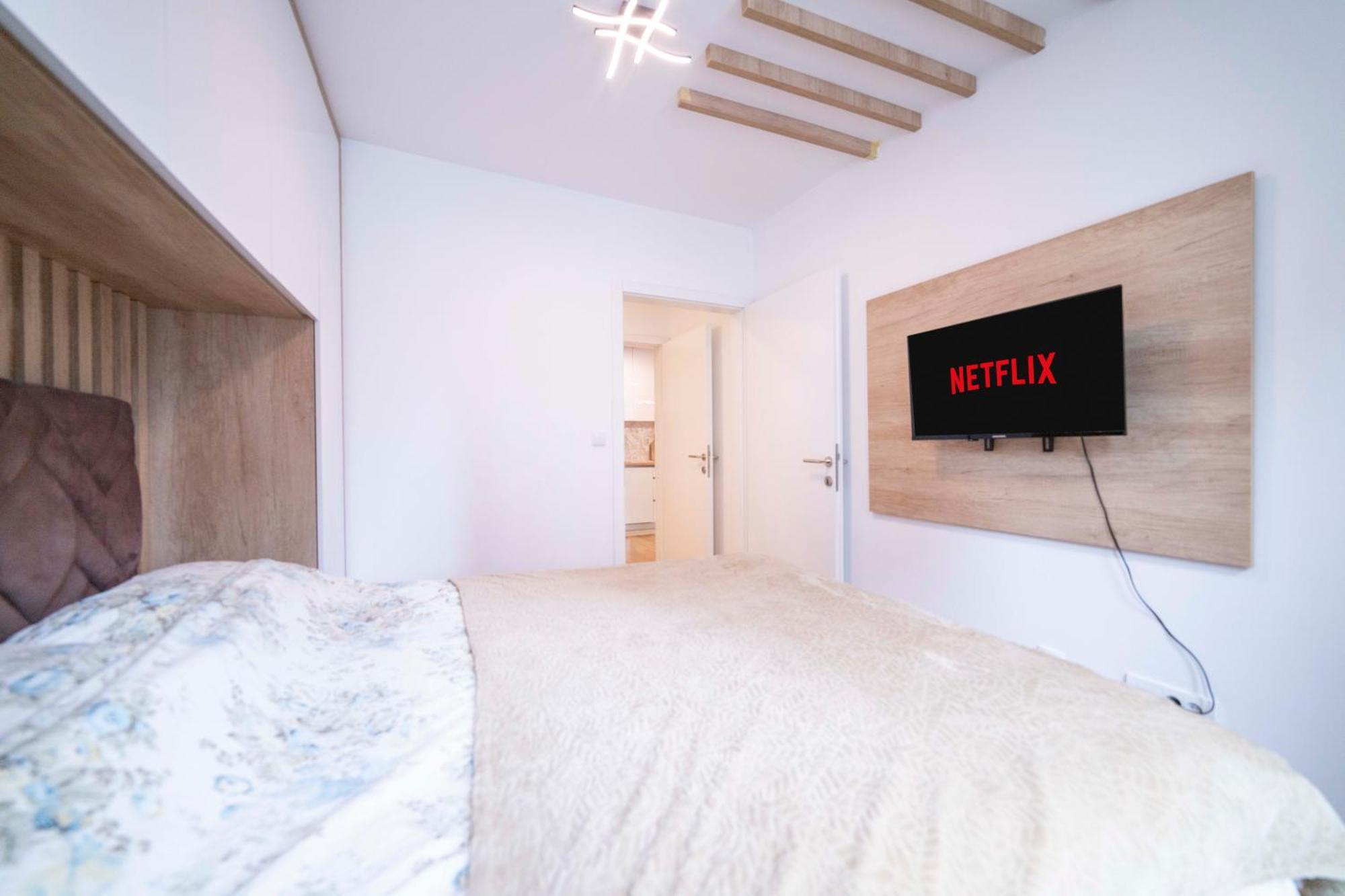 Apartment 5 Star Lukavica Exterior photo